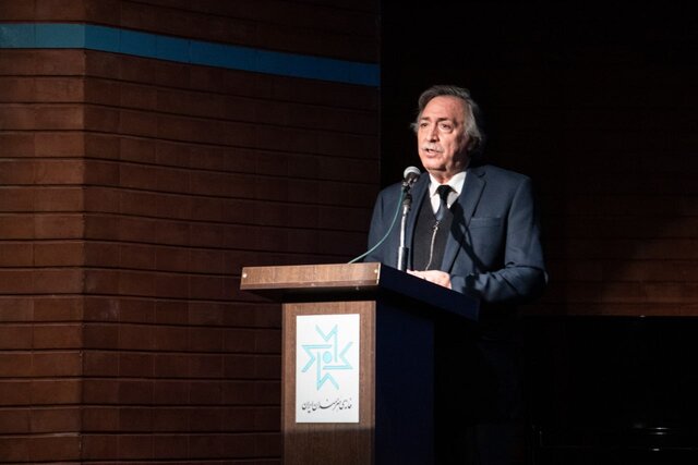 خشم موسیقایی با لبخندی از جنس روشنروان/رابطی «از خون جوانان وطن» به «مرغ سحر»