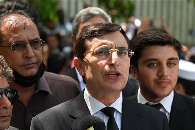 عمران خان از حصر برای خود جانشین تعیین کرد