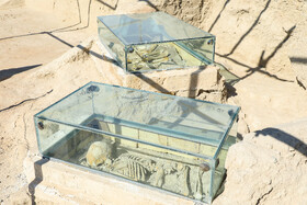 تپه تاریخی سیلک از دو تپۀ شمالی و جنوبی در فاصله ۶۰۰ متری یکدیگر و دو گورستان الف و ب تشکیل شده و بهعنوان اولین تمدن زندگی شهرنشینی در قسمت مرکزی ایران شناخته میشود.