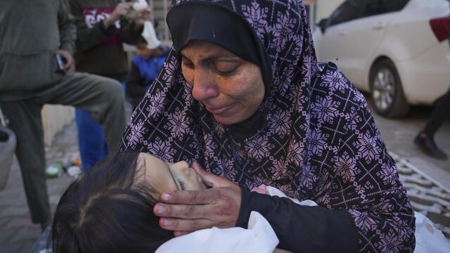 مناطق مسکونی جنوب غزه زیر آتش اشغالگران/ هلاکت ۶۰ سرباز صهیونیست توسط القسام