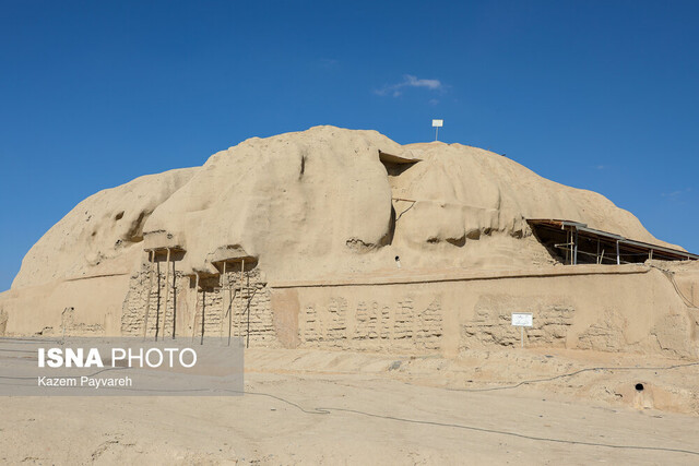 سیلک؛ مدفن راز، منجنیق رَسَن عمری دراز