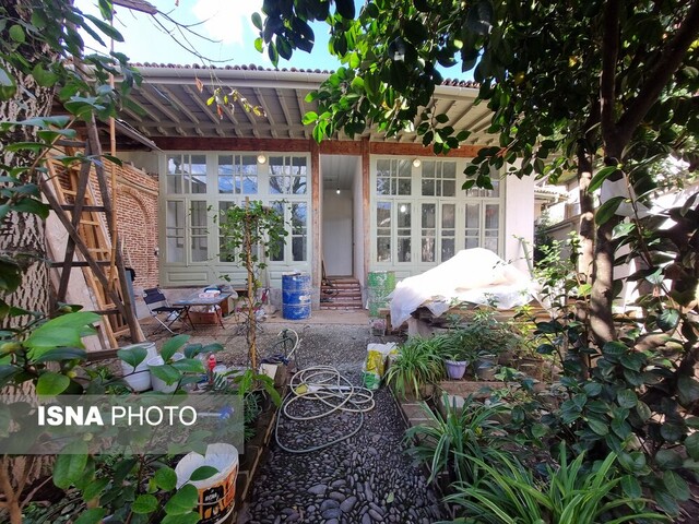 سلام مرا به سفال ها برسان