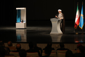 سخنرانی حجت الاسلام محسن قمی معاون ارتباطات بین الملل دفتر مقام معظم رهبری و عضو مجلس خبرگان در مراسم سالروز شهادت میرزاکوچک خان - تالار وحدت