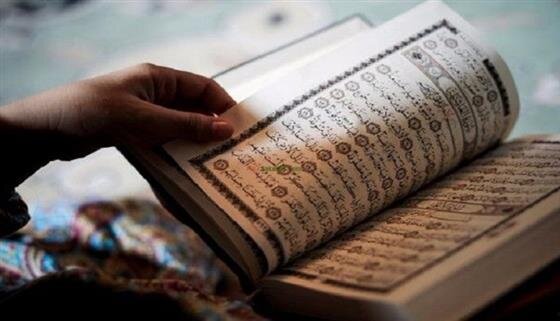 اعطای کمک هزینه تحصیلی دانشجویی به حافظان و قاریان قرآن