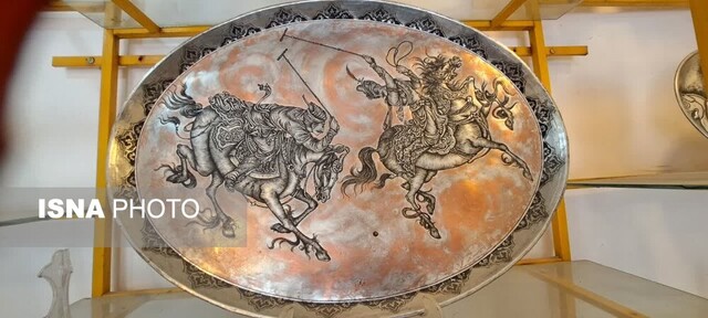 آهنگ زیبای زندگی با هنر قلمزنی