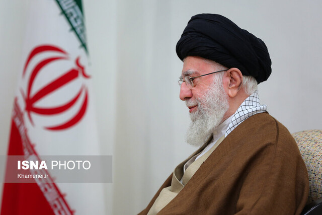 رهبر انقلاب از نمایشگاه توانمندیهای تولید ایرانی بازدید کردند رهبر انقلاب از نمایشگاه توانمندیهای تولید ایرانی بازدید کردند