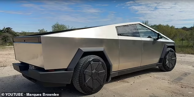 یک روز کامل با غول تازه وارد شرکت تسلا