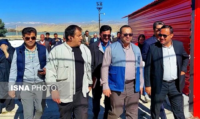 بازدید خبرنگاران، دانشجویان نخبه و بازنشستگان از ۵ طرح تولیدی و صنعتی یاسوج