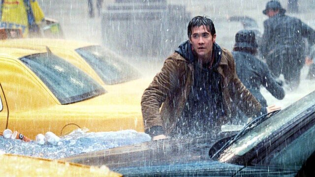 ۱۵ دروغی که فیلمها باعث شدند باور کنیم؛ از «مکیدن زهرمار» تا «صدا خفهکن»