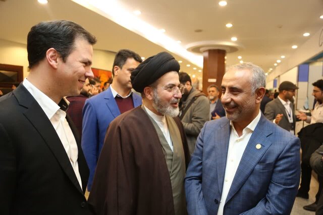 امضای قراردادهایی به ارزش ۲۰ میلیون دلار میان پتروشیمی بندرامام با دانشبنیانها