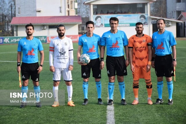 تیم های فوتبال شهرداری آستارا و مس شهر بابک به تساوی بدون گل دست یافتند