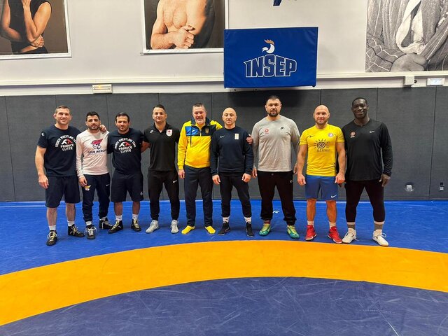 تدریس کمیل قاسمی برای مربیان آمریکا و اروپا در پاریس