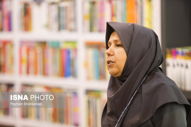 چگونه با خواندن عاشقانهها از زمین مراقبت کنیم؟