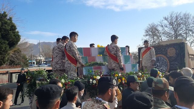 عطر دلنشین ۵ شهید گمنام در استان سمنان پیچید+ تصاویر عطر دلنشین ۵ شهید گمنام در استان سمنان پیچید+ تصاویر