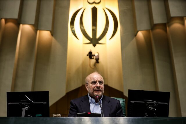 تسلیت قالیباف به خانواده شهدای مانور صحرایی ارتش تسلیت قالیباف به خانواده شهدای مانور صحرایی ارتش