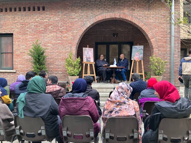 شمع ۱۰۰سالگی جلال آلاحمد خاموش شد