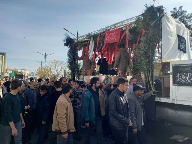 تشییع پیکر مطهر شهدای گمنام در ساوه