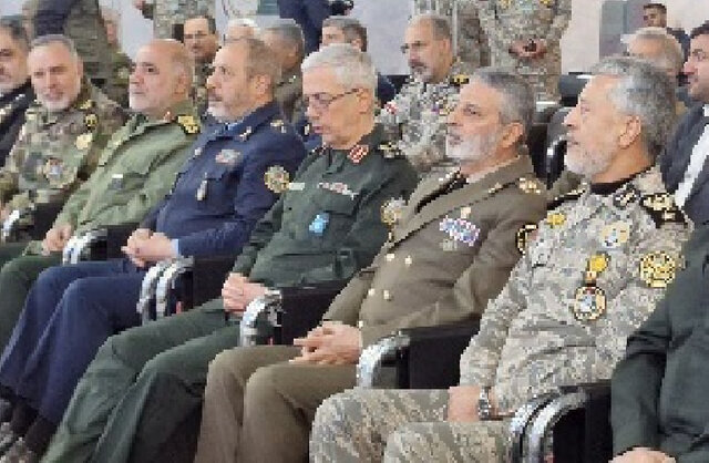 نمایشگاه جامع تربیت و آموزش ارتش افتتاح شد نمایشگاه جامع تربیت و آموزش ارتش افتتاح شد