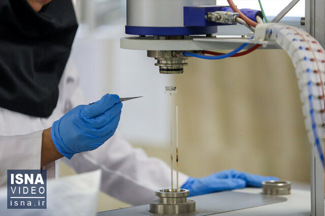 ویدیو / تقلبهای عجیب مواد غذایی؛ از عسل تا آبلیمو ویدیو / تقلبهای عجیب مواد غذایی؛ از عسل تا آبلیمو