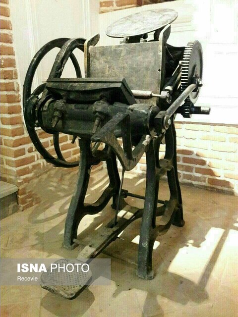 روایت حاکم همدان از راهاندازی نخستین چاپخانه