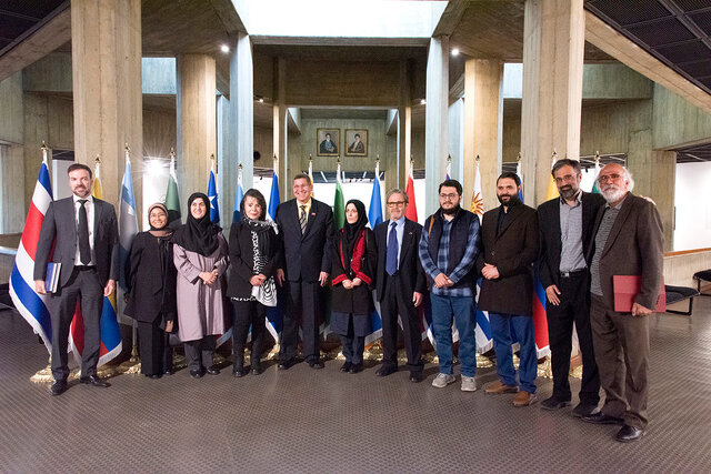 بازدید سفرای کشورهای آمریکای لاتین از موزه هنرهای معاصر