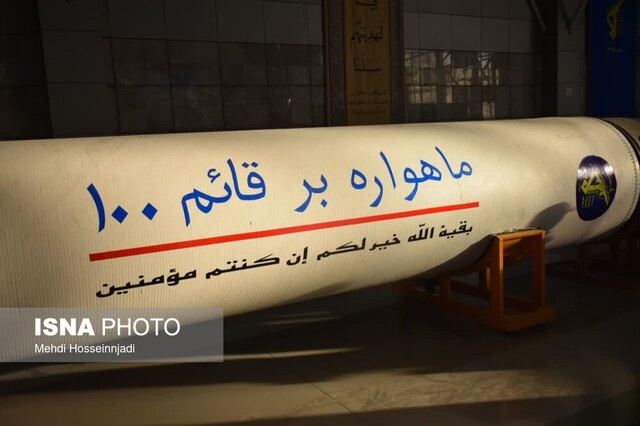 بازدید خبرنگاران گیلانی از نمایشگاه توانمندی های راهبردی نیروی هوا و فضای سپاه+تصاویر