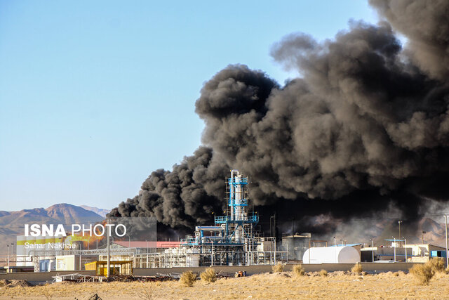 ۱۲۰ کارگر شاغل در مینی پالایشگاه از بیمه بیکاری بهره مند میشوند ۱۲۰ کارگر شاغل در مینی پالایشگاه از بیمه بیکاری بهره مند میشوند
