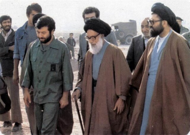 یک روایت از ترور آیتالله دستغیب + عکس یک روایت از ترور آیتالله دستغیب + عکس