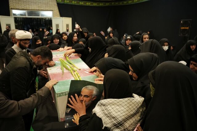 استقبال مردم شهید پرور بروجرد از شهدای گمنام