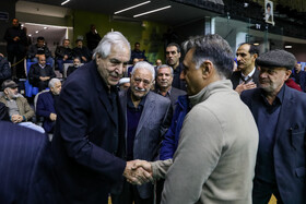 تشییع پیکر محمود مشحون