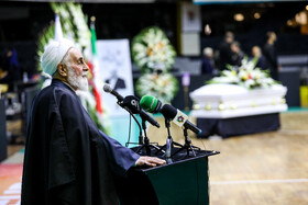 تشییع پیکر محمود مشحون