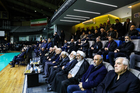 تشییع پیکر محمود مشحون