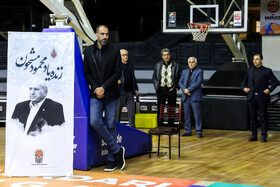 تشییع پیکر محمود مشحون