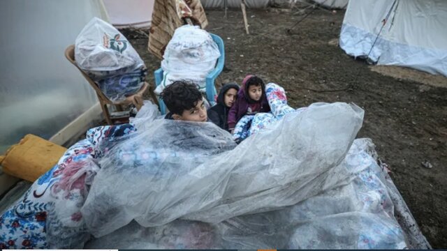 شصت و نهمین روز جنایت صهیونیستها در غزه / دهها شهید و مجروح در حملات بدون وقفه به آوارگان