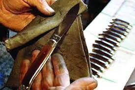 چاقوی زنجان دنبال نشان است