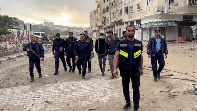 حضور چشمگیر پلیس فلسطین در غزه در پی عقب‌نشینی اشغالگران