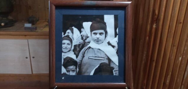 نمایش «قاسم آباد قدیم» از مجموعه عکسهای «هانری کرتبه برسون»