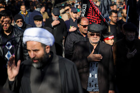 تشییع پیکرهای۱۲ شهید گمنام دفاع مقدس در مشهد