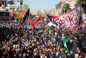 تشییع پیکرهای۱۲ شهید گمنام دفاع مقدس در مشهد
