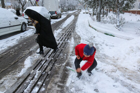 بارش اولین برف سال ۱۴۰۲ در اردبیل