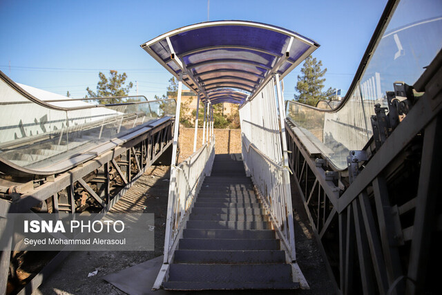 پلهبرقیهایی که در شرایط نامناسب نگهداری میشوند و در انتظار مزایدهاند