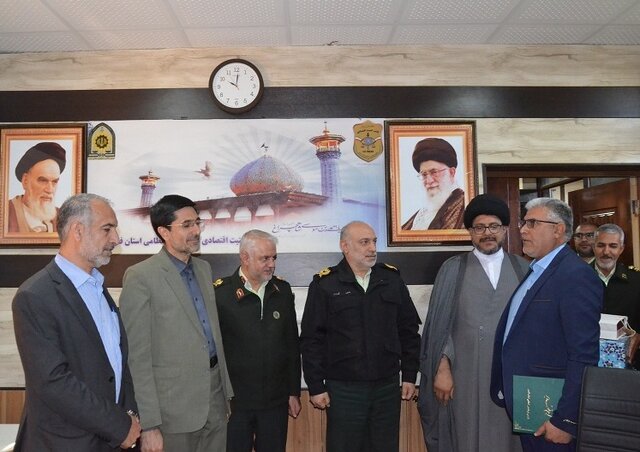 رئیس جدید پلیس امنیت اقتصادی فارس معارفه شد رئیس جدید پلیس امنیت اقتصادی فارس معارفه شد