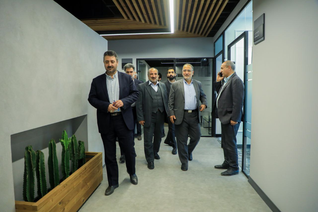 نشست تخصصی ارائه گزارش و ارزیابی عملکرد سامانه رهتاب با حضور مسئولان و اهالی صنعت مرغ گوشتی