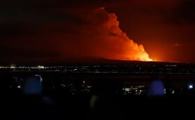 هشدار پلیس در پی فوران آتشفشان در ایسلند + فیلم