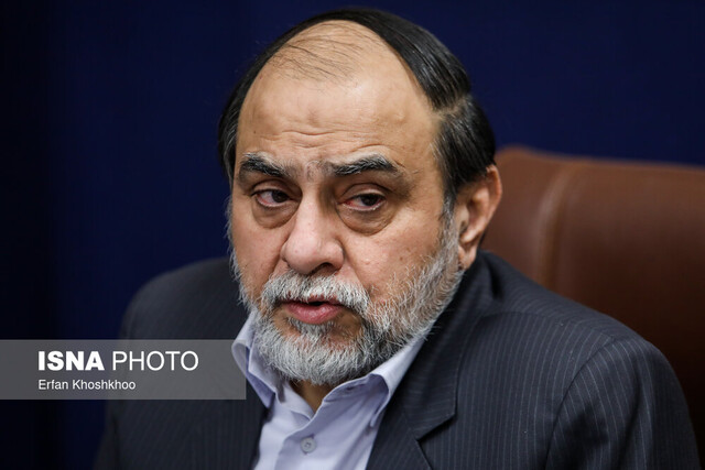 رحیم‌پور ازغدی: آمریکا به سمت الگوبرداری از فناوری‌های پهپادی ایران حرکت کرده‌ است