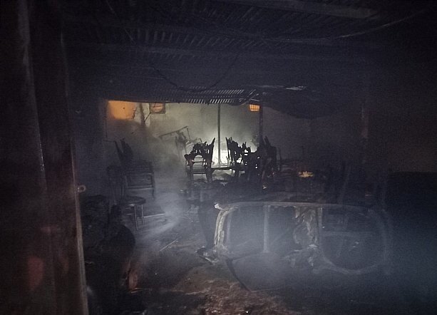 آتش‌سوزی ۴ کارگاه مبل سازی در بزرگراه آزادگان