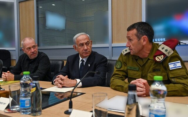 داد و فریاد در جلسه کابینه نتانیاهو در پی تصمیم ارتش برای تشکیل تیم تحقیقاتی درباره حمله حماس