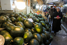 خرید شب یلدا در بازار گرگان