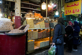 خرید شب یلدا در بازار گرگان