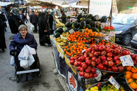 خرید شب یلدا در بازار گرگان